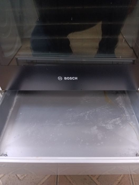 Свободно стояща печка с керамичен плот Бош Bosch   2 години Гаранция!