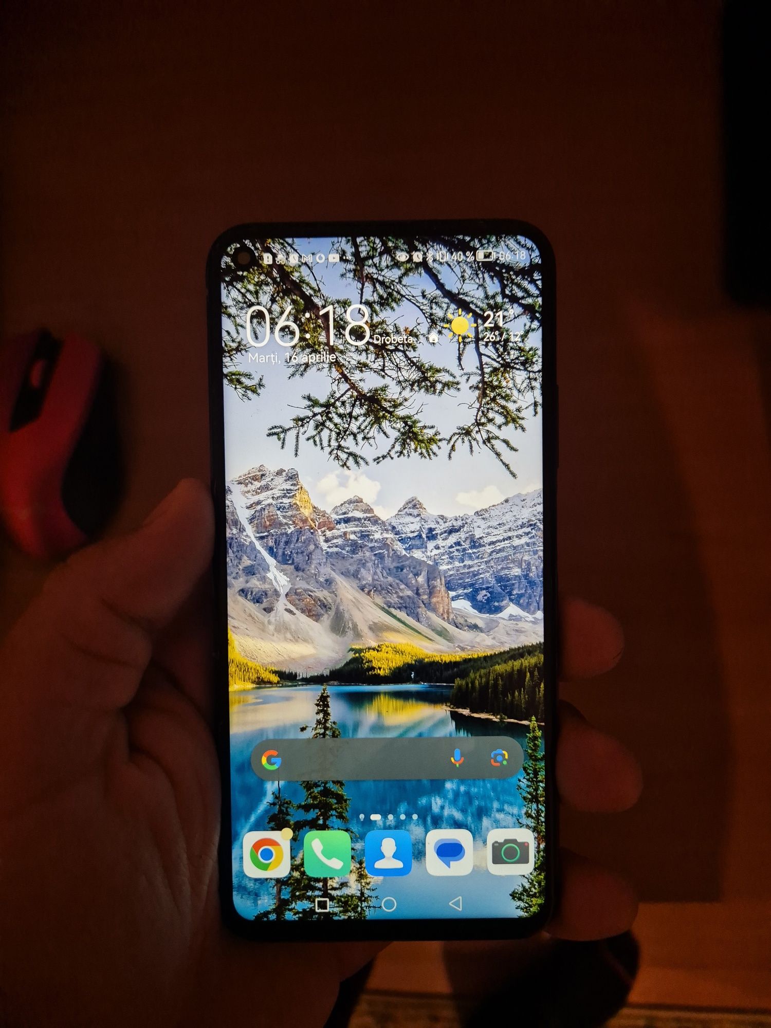 Vând telefon Huawei nova 5t