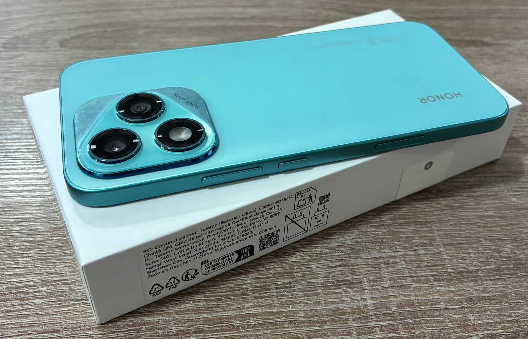 Продавам Honor 400 Lite 5G 256/8GB