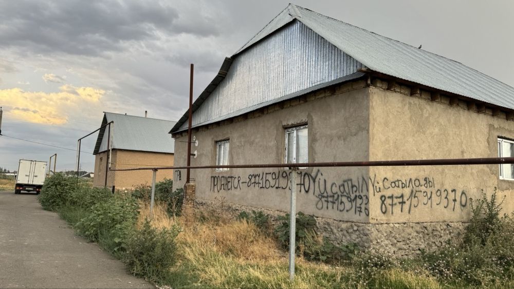 Продаётся новый 6-комнатный дом в селе Кумжота с участком 12 соток