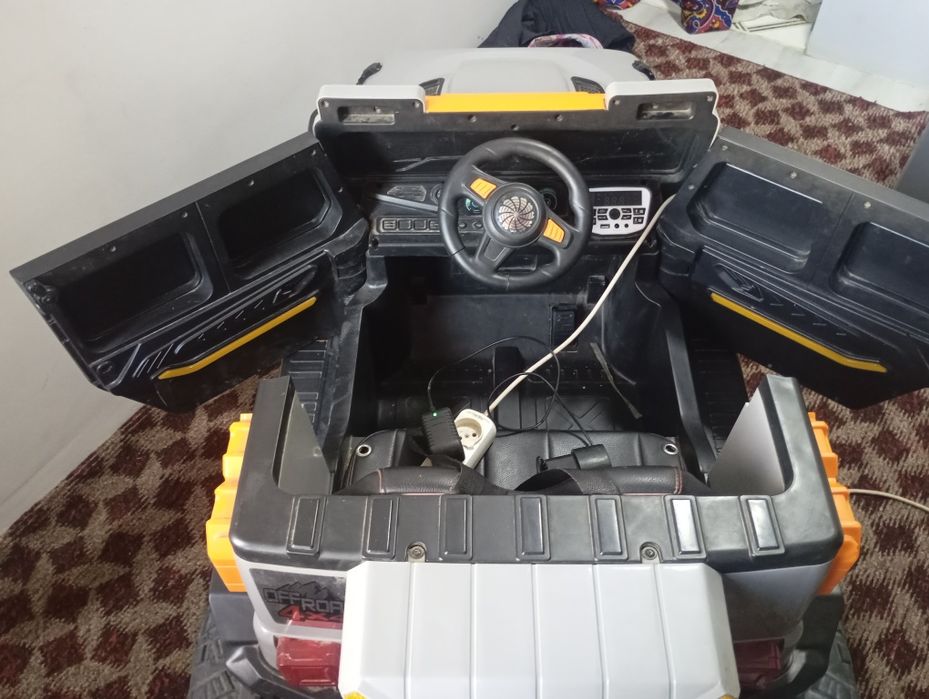 Sotiladi detski moshin