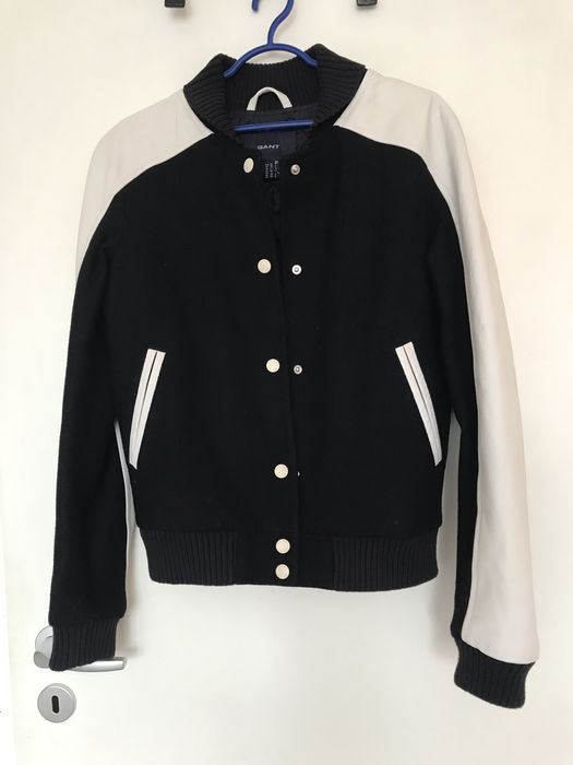 Gant varsity jacket XS/S - 80 % вълна, Guess якета