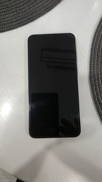 Vand Samsung s23 Plus 512gb  în stare foarte bună