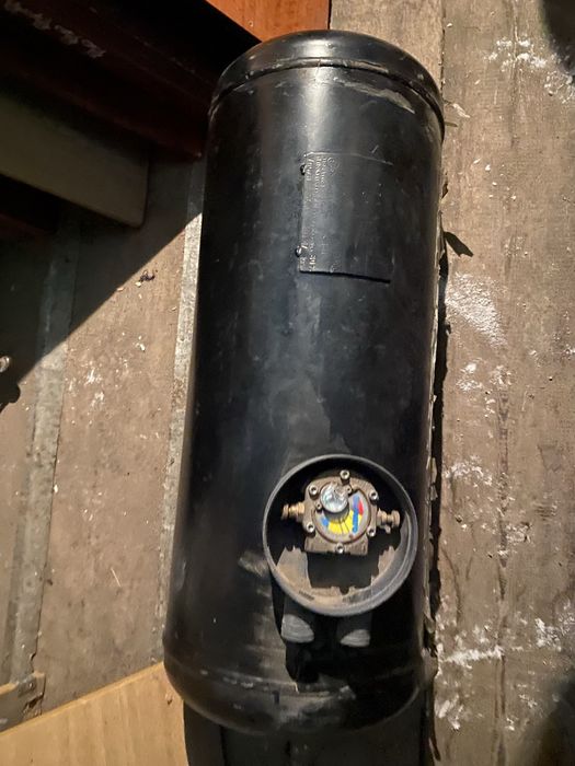 Продам газовый баллон , 50 литров , все есть в комплекте