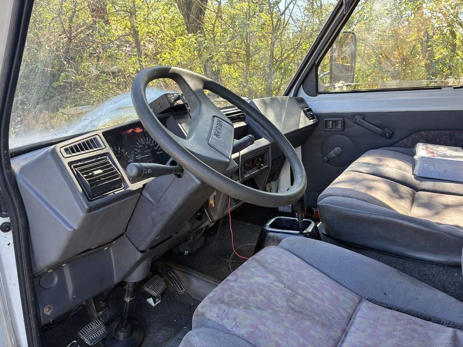 Dezmembrez Nissan Trade Cabstar