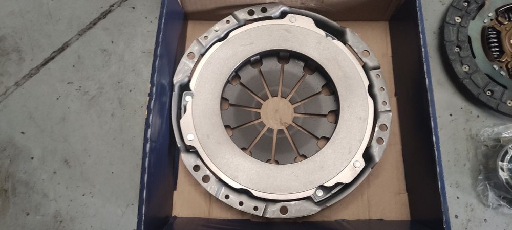 Съединител к-кт Тойота Корола