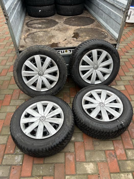 Set roti 5x112 cu anvelope iarna 215/60R16 pentru VW Audi Skoda Seat