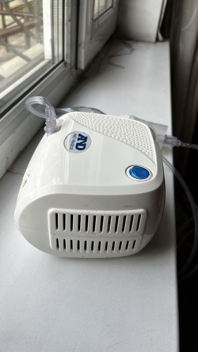 компрессорный ингалятор (небулайзер) AND CN-233