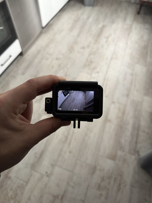 Спортна екшън камера DJI Osmo action + аксесоари