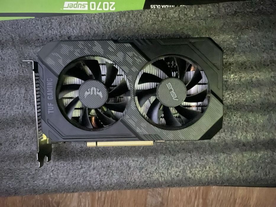 Vand placa video Nvidia GTX 1650