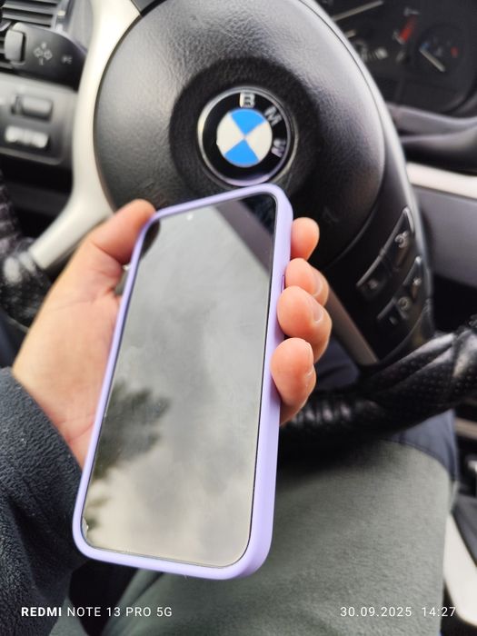 Продам iPhone 13
128 мгб
Акб 83%
В использовании 2,5 года.
В ремонте