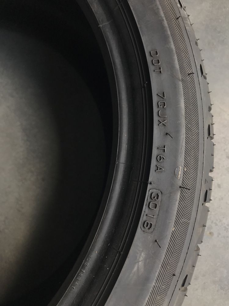 Set Anvelope Cauciucuri 245/40R18 97Y de Vara Pirelli cu Bridgestone