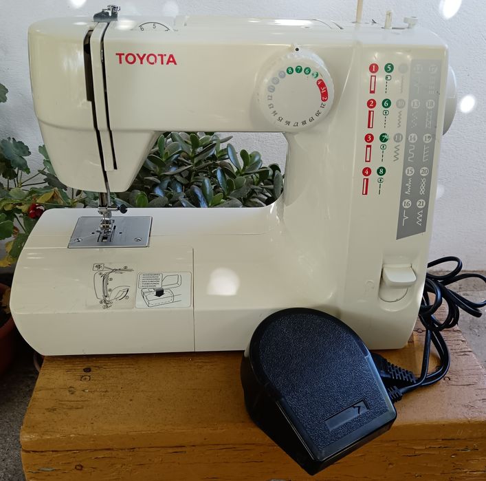 TOYOTA, mașina de cusut electrica, cu pedala