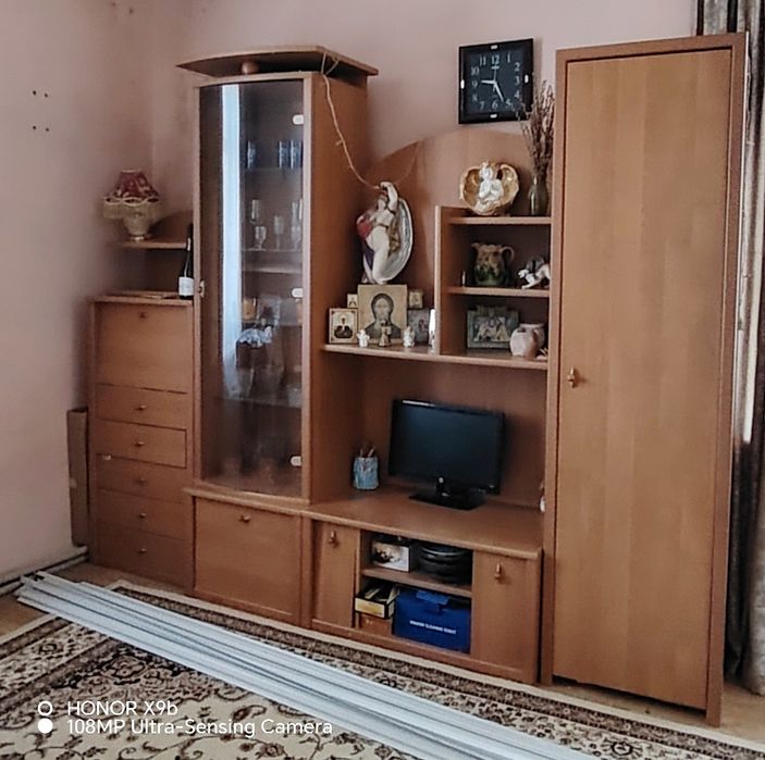 Продам стенку в зал