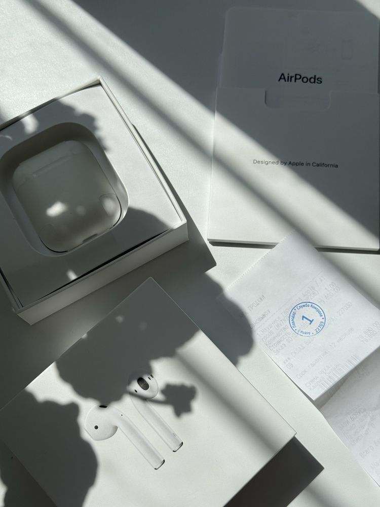 AirPods 2 оригинал, рабочие, есть кейс — цена снижена
