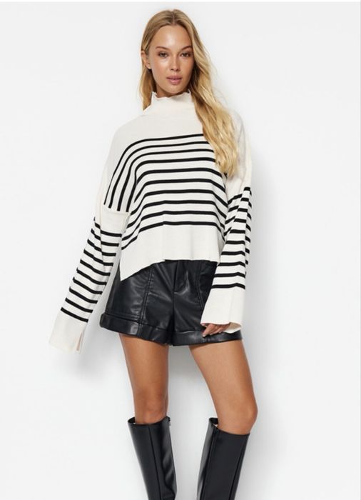 Нови дамски пуловери различни марки