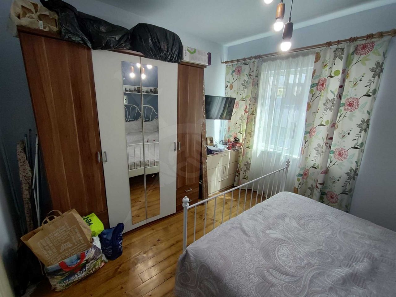 Продава се Етаж от къща в Варна, Център - 180 кв.м за 1306 €/кв.м - Снимка #4