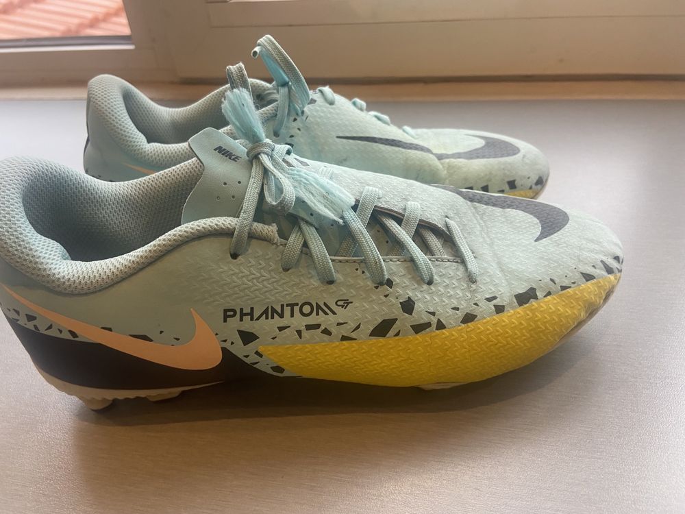 Детски бутонки Nike phantom GT