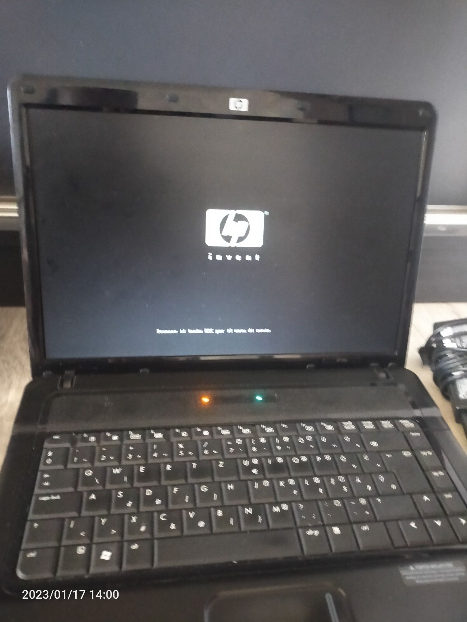 2 Laptopuri HP Compaq 6735 S