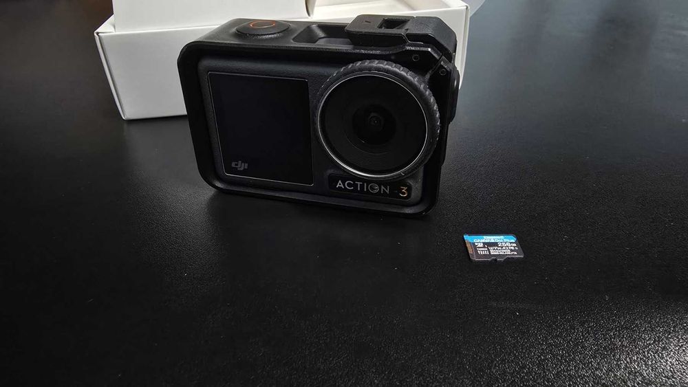 DJI Osmo Action 3 Standard Combo + 256GB microSD карта + втора батерия