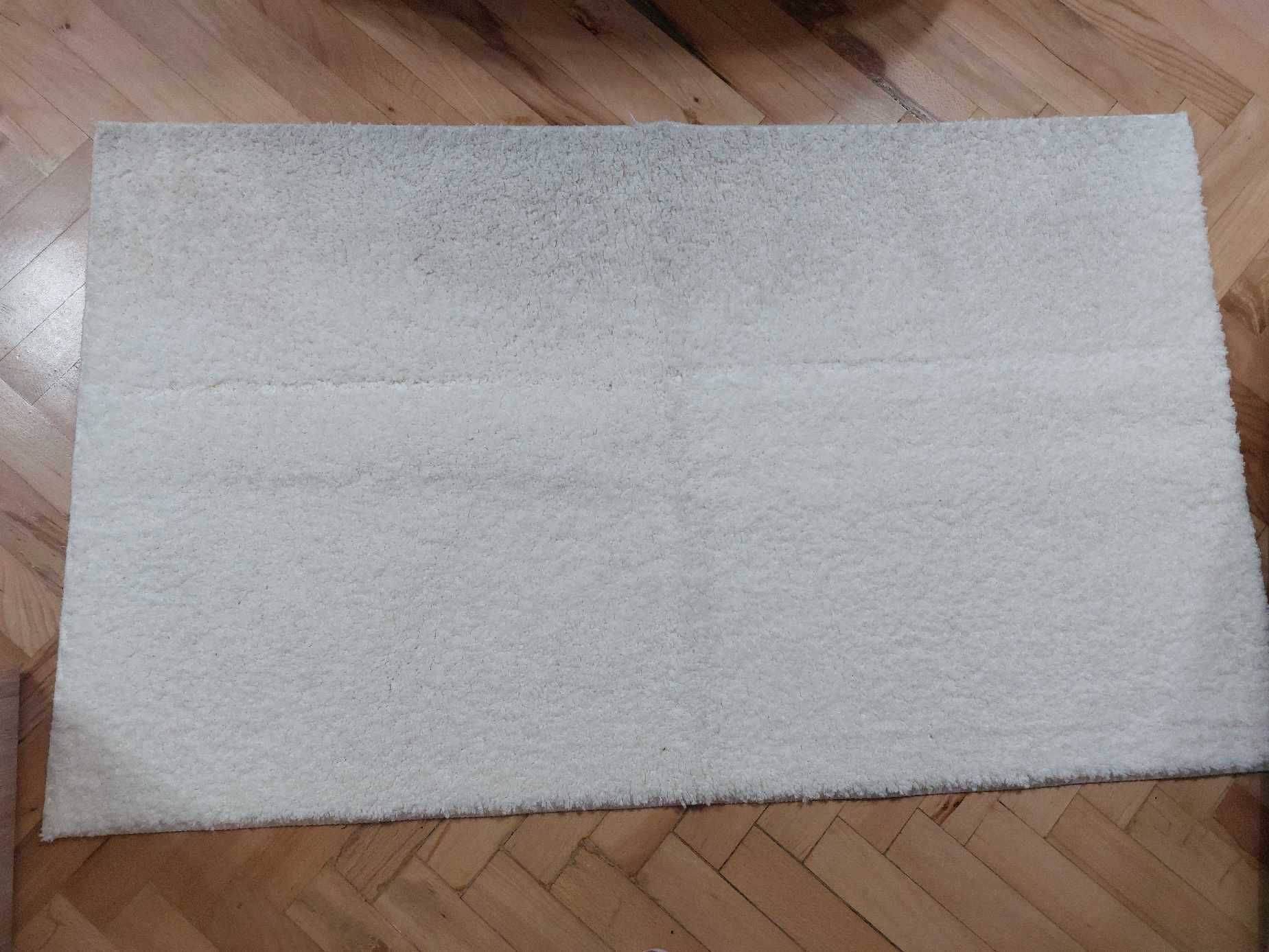 Бяло килимче 120/70