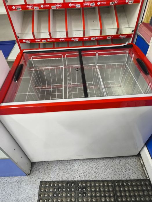 Продам морозильную камеру