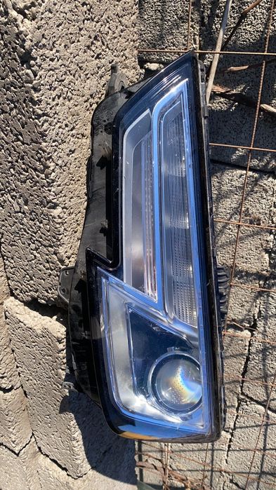 Far bixenon audi a4 b9 stanga aripa stanga   De europa oglinzi 360”