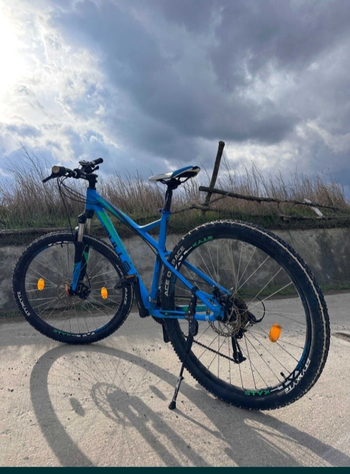 Bicicleta bulls Sharptail 3, 29" ,mărime cadru L model deosebit