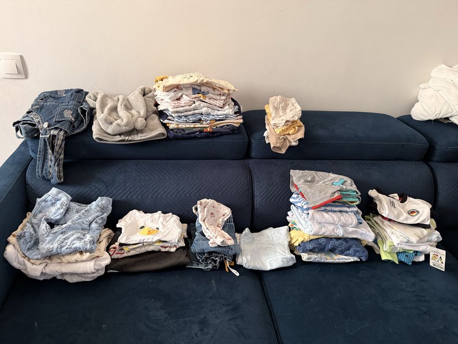 Lot haine 50-80 marime 315 articole+100 perechi sosete