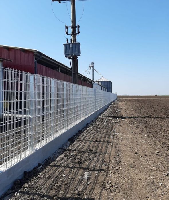Meseriasi in constructii garduri de peste 10 ani, construim începând d