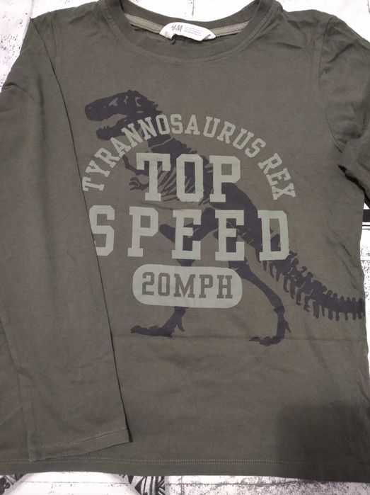 Яке  H&M пролетно- бомбър ръст 146. Пролетно Rebel ръст 158.