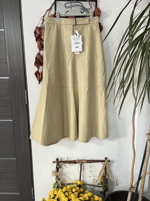 Fusta piele naturala zara