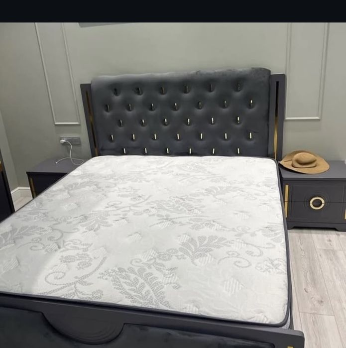 Спальный гарнитур Россия