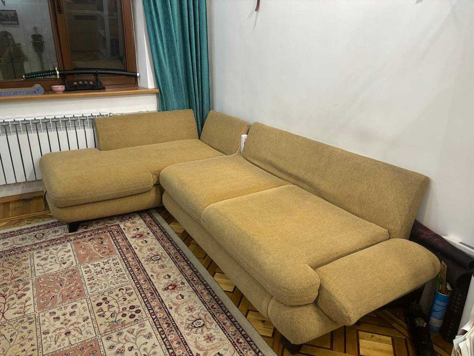 диван б/у за символическую стоимость