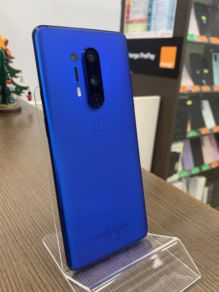 OnePlus 8 Pro / 256GB / Sticla Sparta / Ecran functional 100%