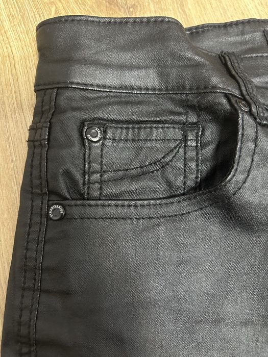 Pantaloni imitatie piele