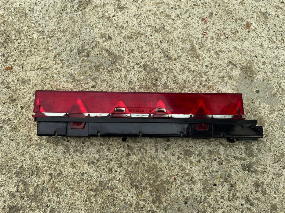 lampa stop frana suplimentara Ford Focus 2 combi