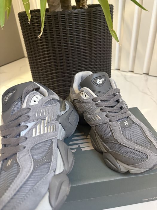 new balance 9060 gri marimea 41