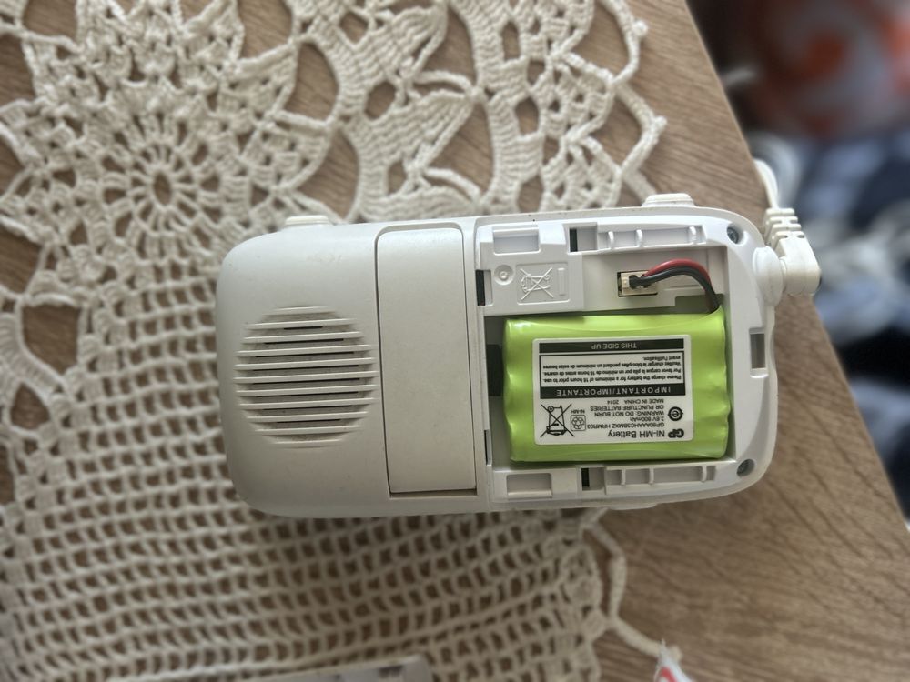 Бебефон Motorola