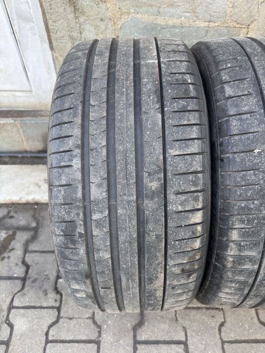 Pirelli P Zero vara 255/35 r19 dot 25/20