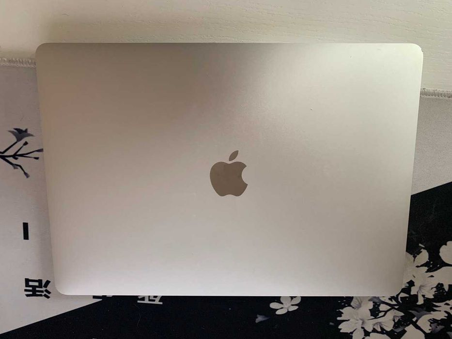 Macbook air 2019 A1932 на запчасти