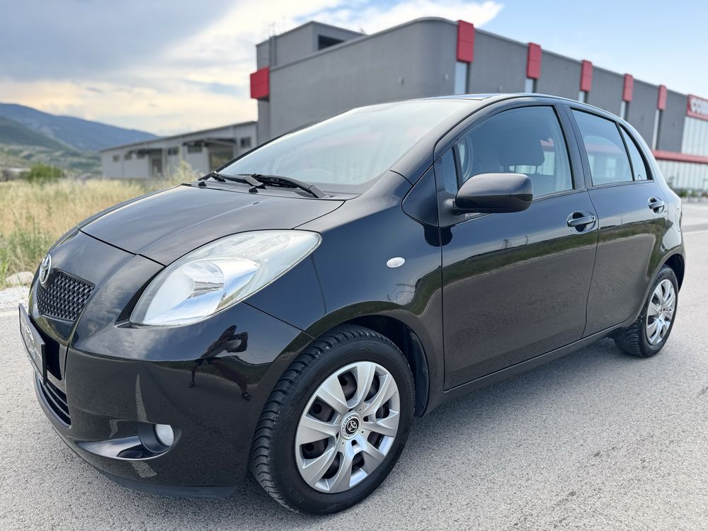 Toyota Yaris 1.3 VVT-i 87к.с ITALY