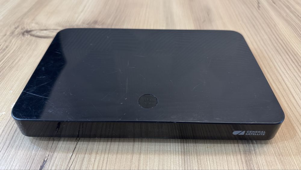 Продам ресивер General Satellite GS B527 с антенной.