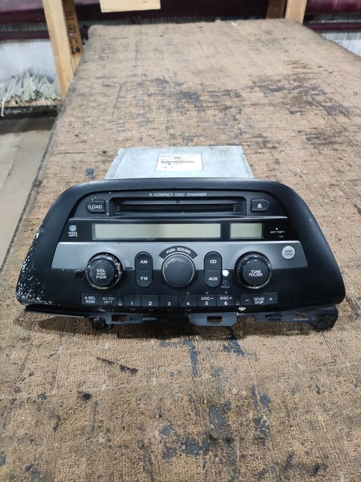 Продам магнитолу