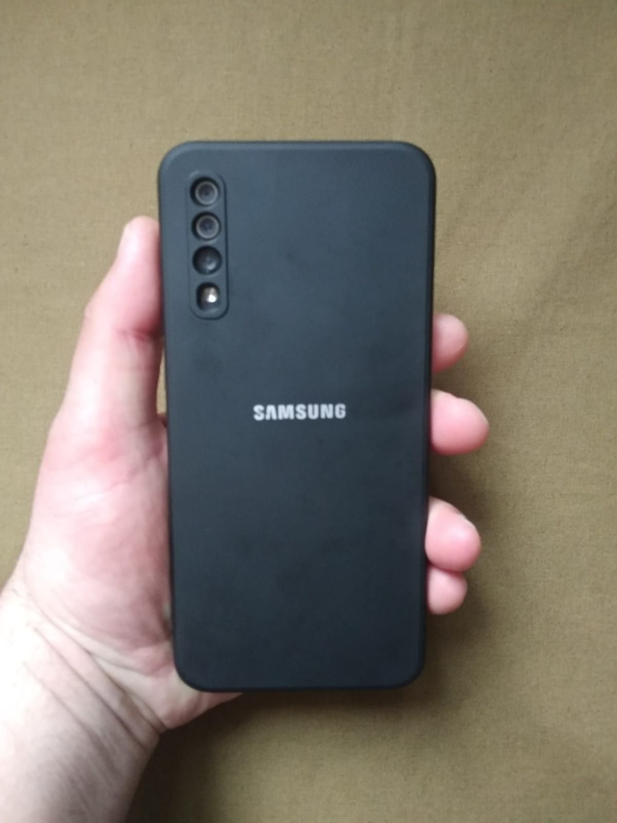 SAMSUNG Galaxy A 50