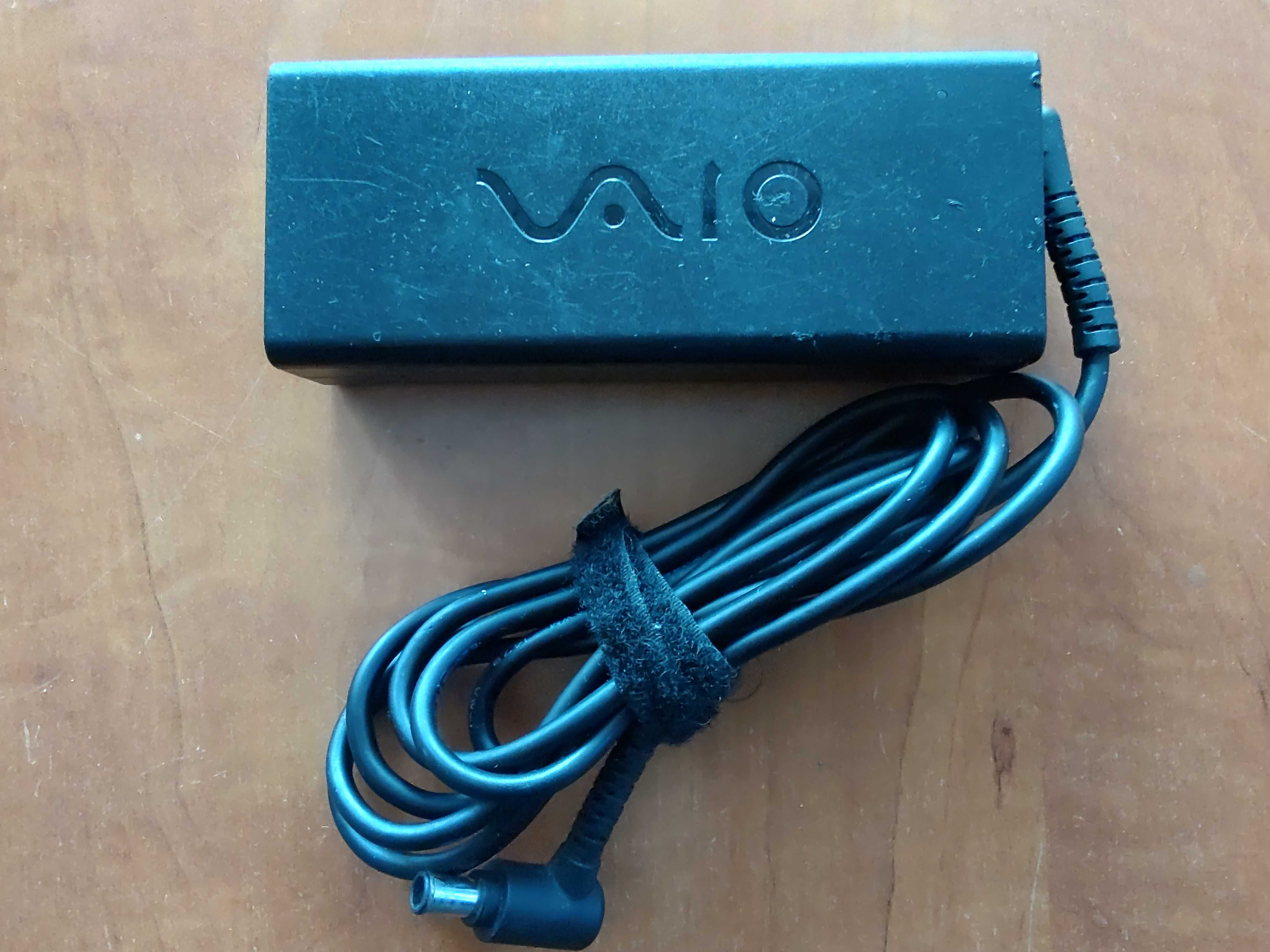 Alimentator incarcator laptop televizor Sony 19.5V 4.35A 4.7A AC19V31