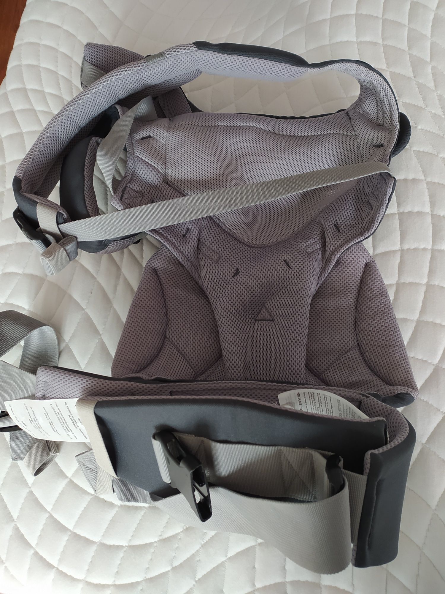 НОВО Бебешко кенгуру Ergobaby 360 Cool Air Mesh Carbon/Grey, До 20 кг