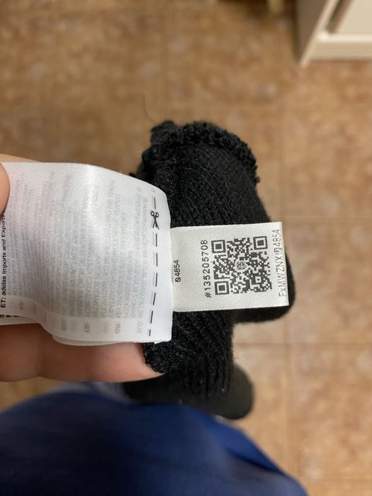 Caciulă adidas neagră