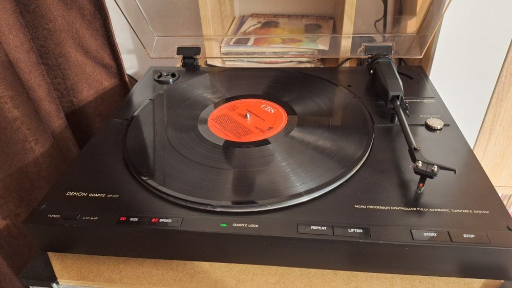 Pick up automatic Denon DP 21F