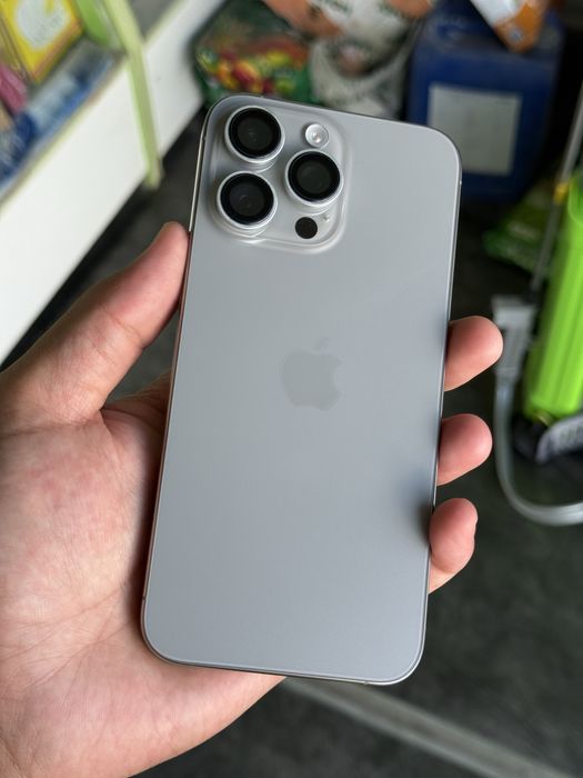 Iphone 15 pro max 256 sim